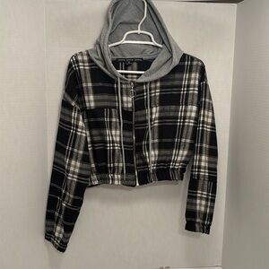 HYFVE HYFVE BRAND..CROPPED FLANNEL LIKE JACKET BLACK WITH YELLOW(GOLD) STRIPE